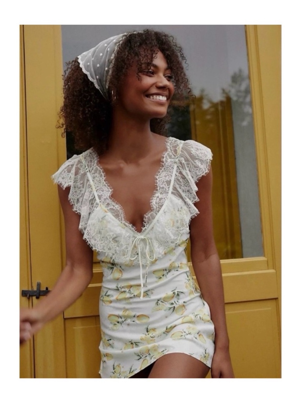 For Love End Lemons Audrey Lemons Print Lace Trim Mini Dress Sz Medium NWT - Picture 2 of 15